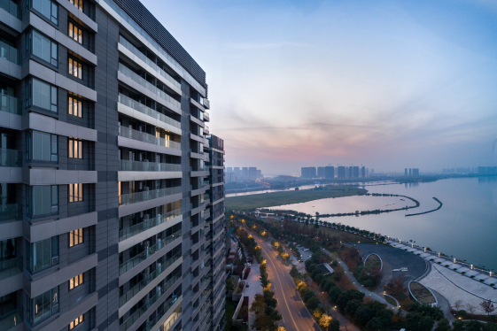 鉑悅犀湖（中國(guó)土木工程詹天佑獎(jiǎng)優(yōu)秀住宅小區(qū)金獎(jiǎng)，全國(guó)用戶(hù)滿(mǎn)意工程）